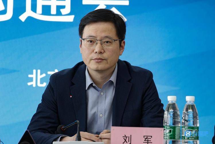 犯罪电影《洛杉矶劫案》首曝预告2025-10-24 《犯罪101》曝剧照 锤哥、哈利·贝瑞、马克叔主演2025-10-23 《复仇者联盟5》全新简介曝光 毁灭博士登上MCU!