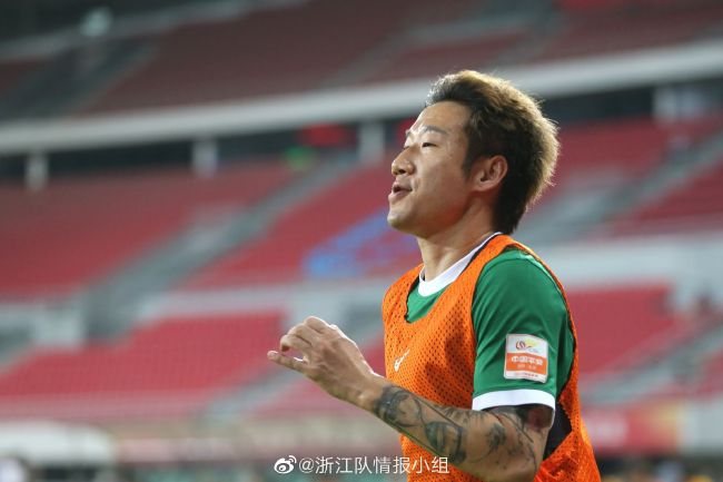 周迅饰演一位陷入丧父之痛的中年女性，在发现母亲的新恋情与父亲遗留的心愿清单后，横跨代际创伤与生死议题，探寻情感的幽微之处。