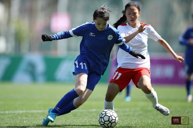 漂亮女馆士