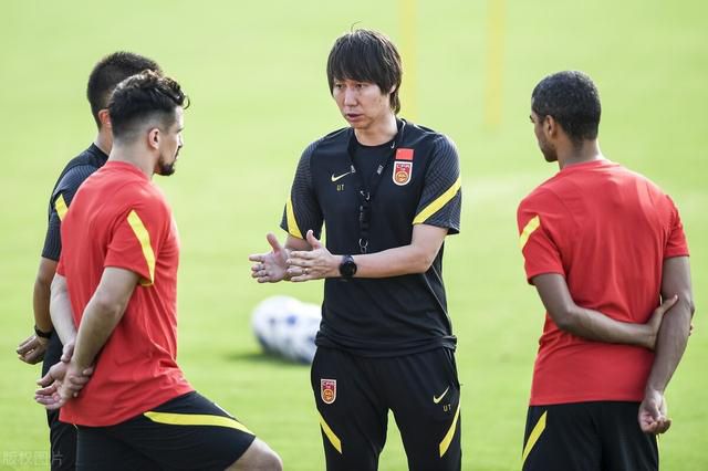 正是抓住了这一痛点，不法分子推出了所谓“低价代充会员”服务。