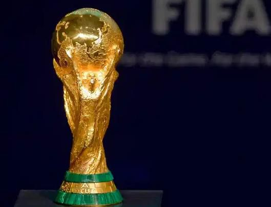 弹花花公子