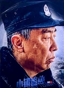 陆川最新杂志写真曝光 拍一部电影就是一次修行 2016-11-02 近日，导演陆川受邀为某杂志拍摄的时尚写真曝光，照片中，身穿休闲西装的陆川置身于交织的光影中，眼神自信笃定，彰显出独有的导演魅力。
